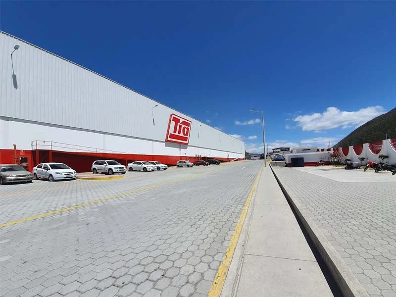 South Commercial Group | Calacali Project