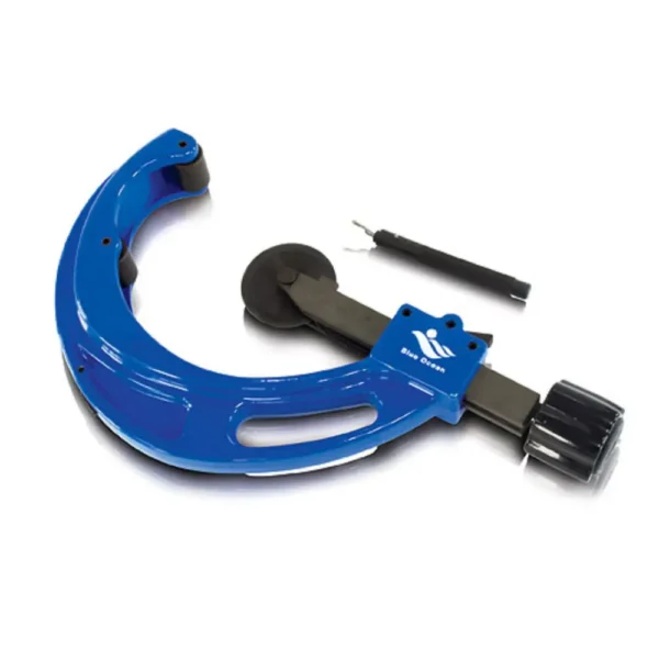 Pipe cutters